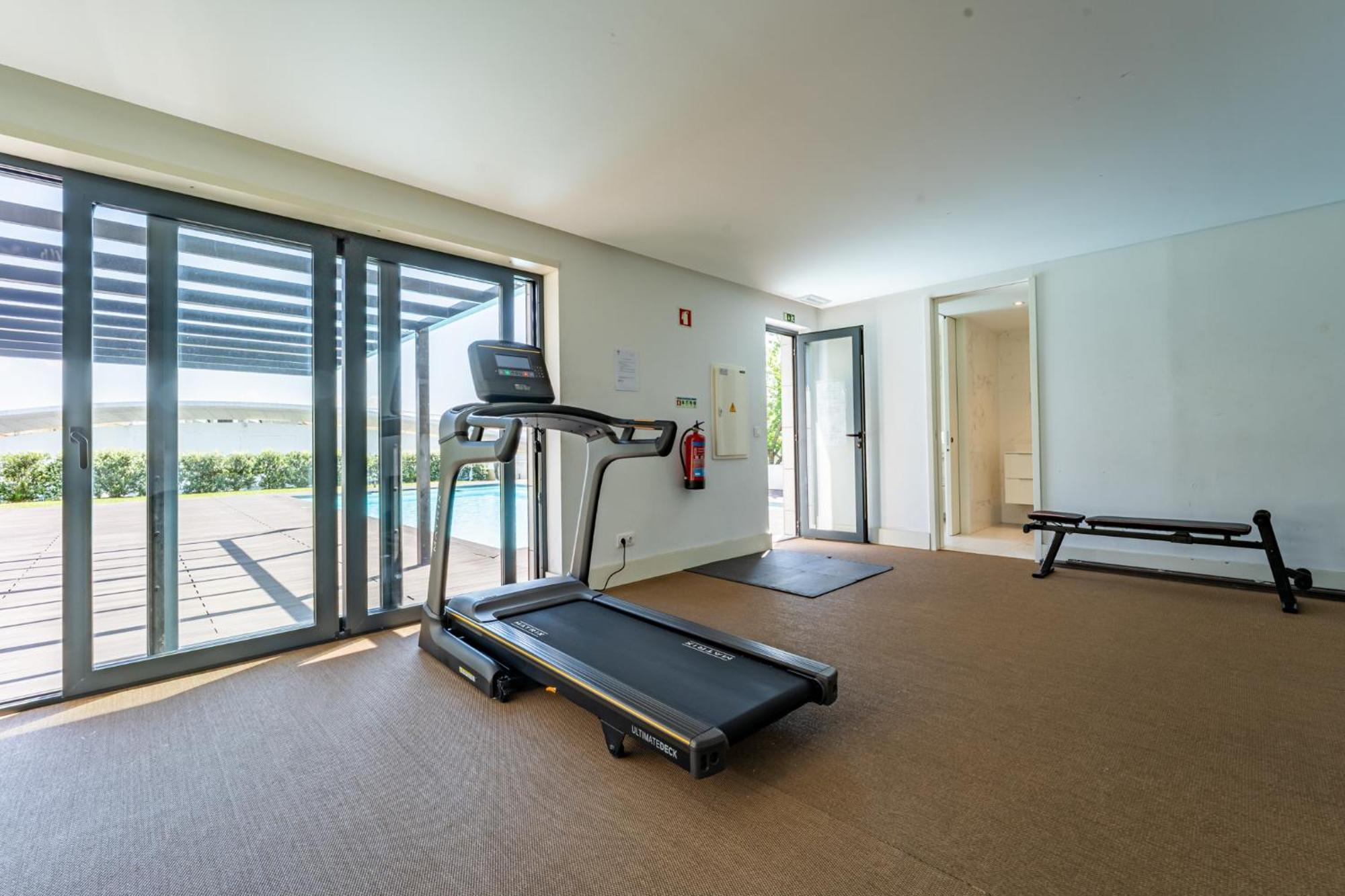 Antas Park Concept Lifestyle With Pool Oporto